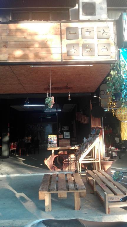 Cham Cha Hostel Chiang Mai Luaran gambar